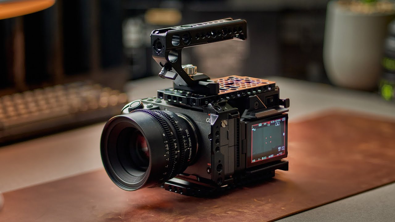 The Perfect Sony FX3 / FX30 Camera Rig - DSLR Video Shooter
