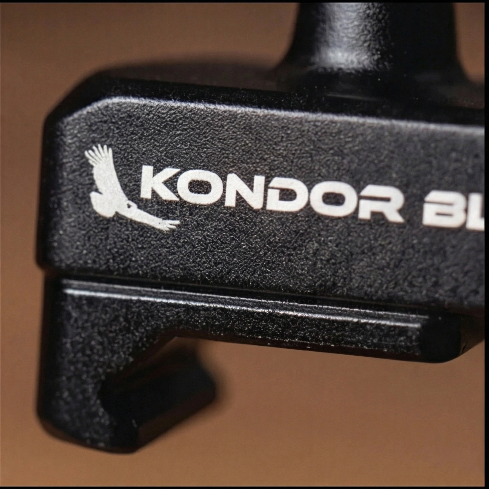 Easyrig Ball to NATO Clamp