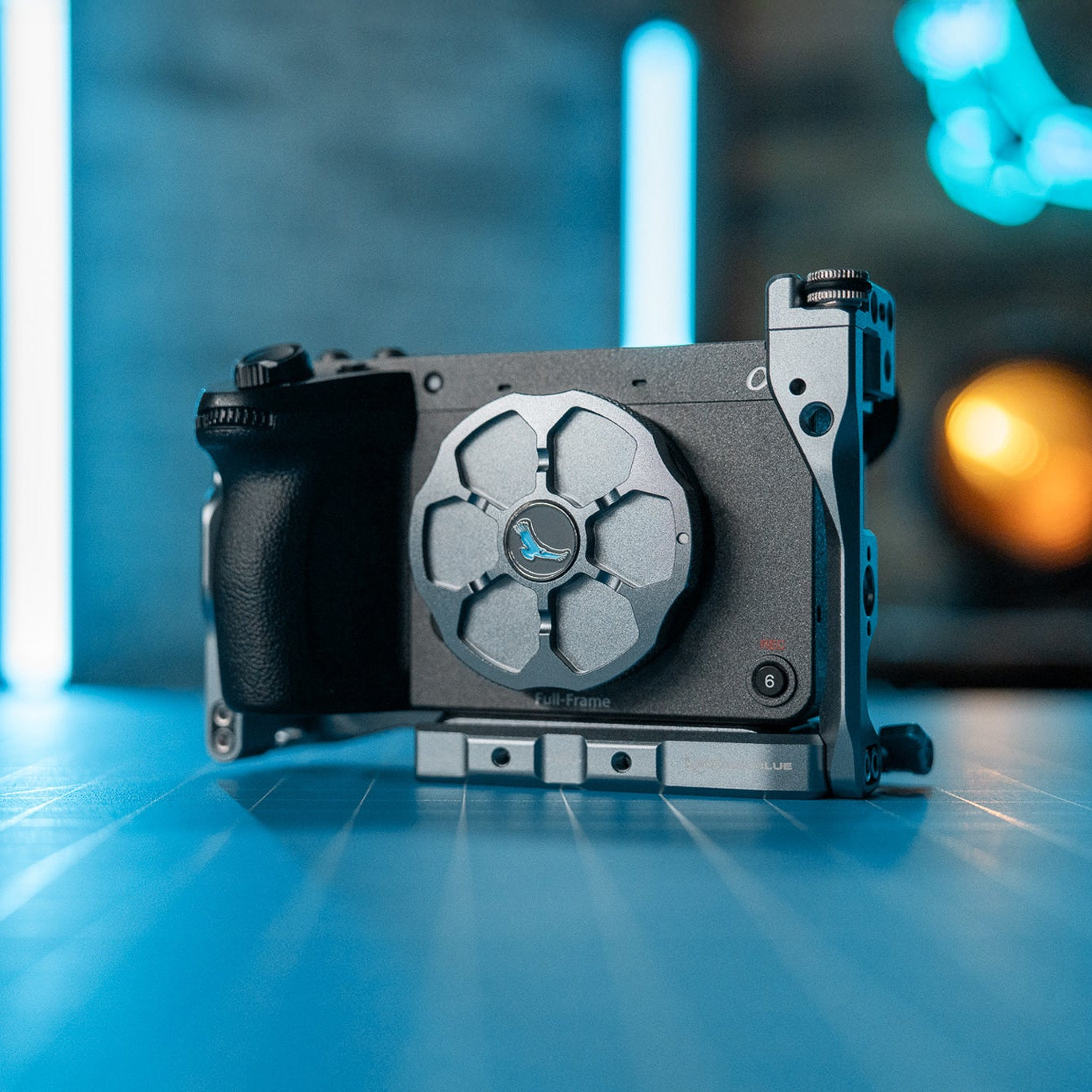 Best Camera Cage Setups for Sony FX3, Canon C50, Blackmagic PYXIS, Nikon ZR, and Sony FX2