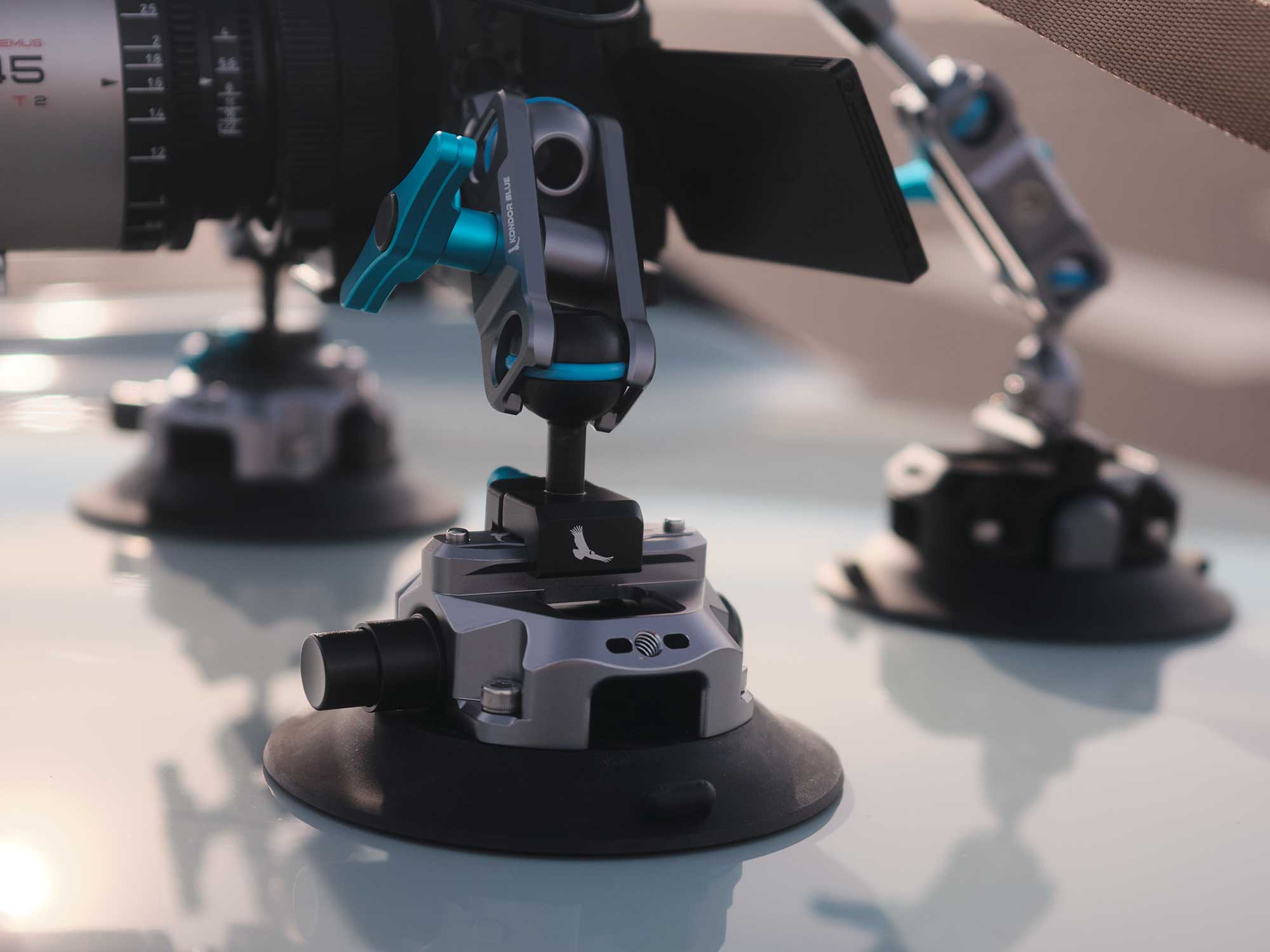 Monitor Arms & Mounts